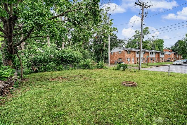 2901 Lansing Drive, Dayton, OH 45420