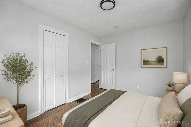 2901 Lansing Drive, Dayton, OH 45420