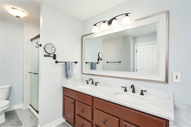 2952 Greenspire Lane, Fairlawn, OH 44333