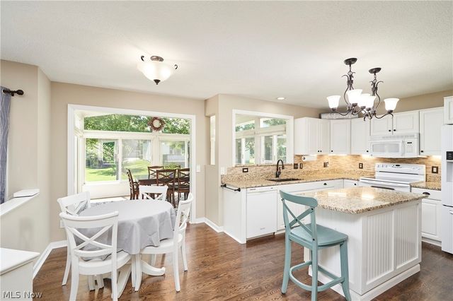2952 Greenspire Lane, Fairlawn, OH 44333