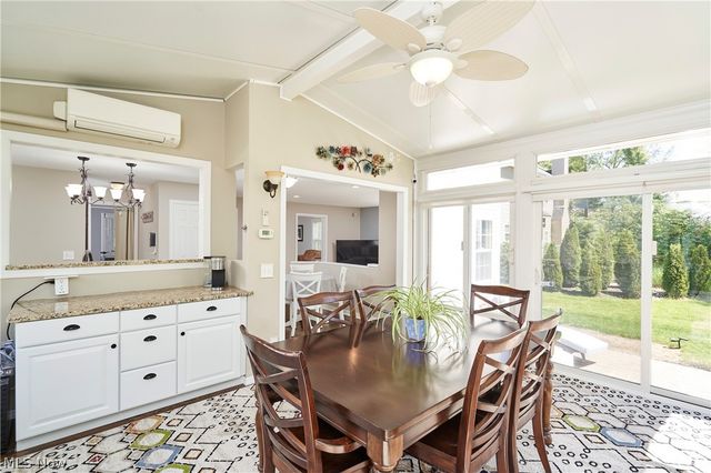 2952 Greenspire Lane, Fairlawn, OH 44333