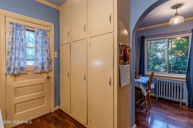 2647 Pemberton Drive, Toledo, OH 43606