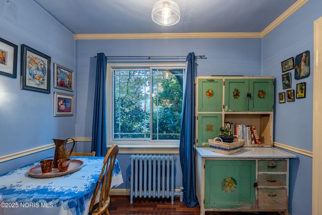 2647 Pemberton Drive, Toledo, OH 43606