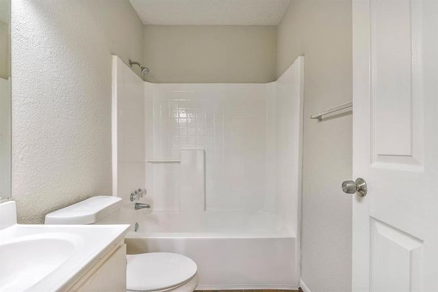 704 Grafton Street, La Marque, TX 77568