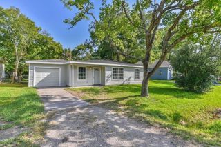 704 Grafton Street, La Marque, TX 77568