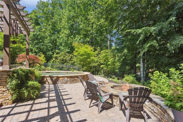 217 Fernwood Place, Woodstock, GA 30188