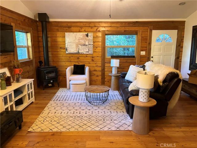 24839 Felsen Drive, Crestline, CA 92325