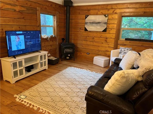 24839 Felsen Drive, Crestline, CA 92325