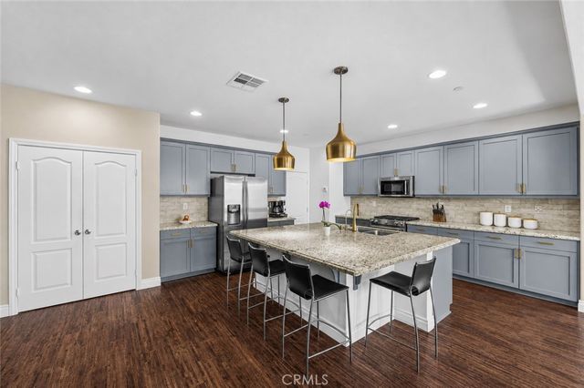 7132 Jantina Court, Eastvale, CA 92880