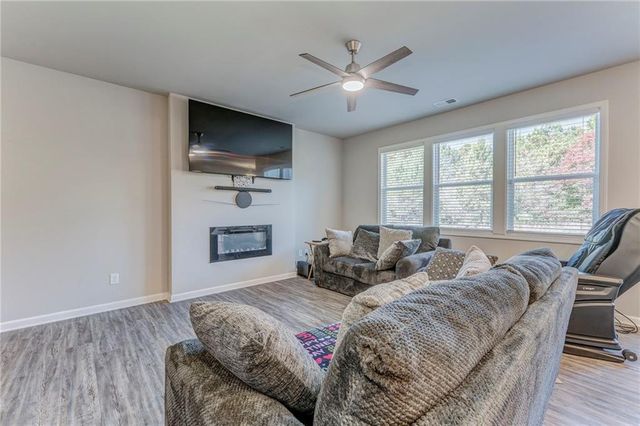 122 Old Mill, Calhoun, GA 30701