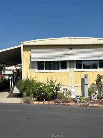 301 E Foothill 24, Pomona, CA 91767
