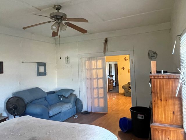 100 Cottle Street, Moran, TX 76464