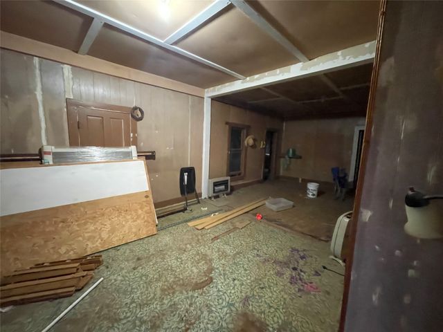 100 Cottle Street, Moran, TX 76464