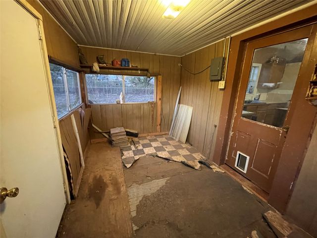 100 Cottle Street, Moran, TX 76464