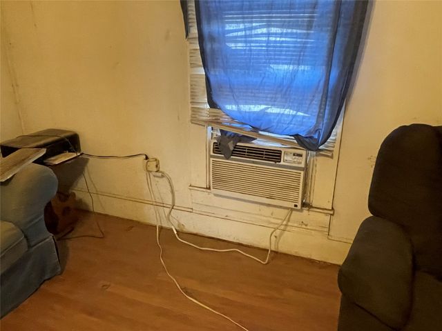 100 Cottle Street, Moran, TX 76464