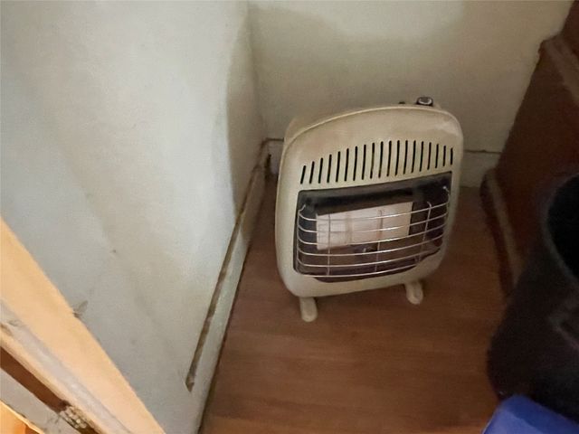 100 Cottle Street, Moran, TX 76464