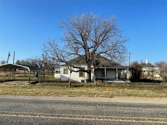 100 Cottle Street, Moran, TX 76464