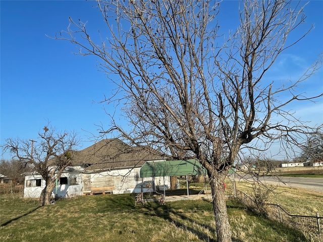 100 Cottle Street, Moran, TX 76464