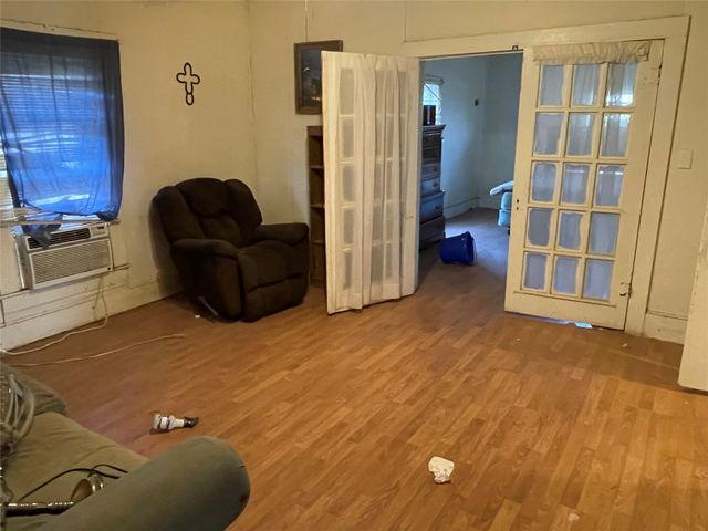 100 Cottle Street, Moran, TX 76464