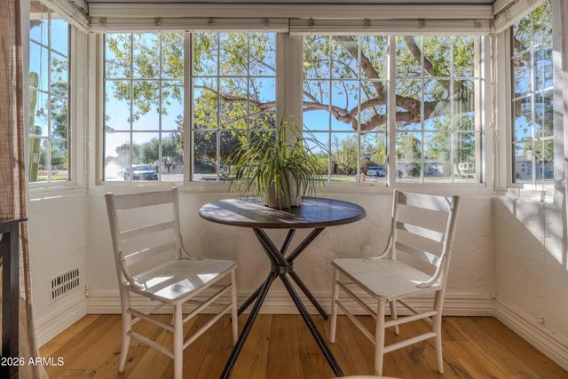 546 W LEWIS Avenue, Phoenix, AZ 85003