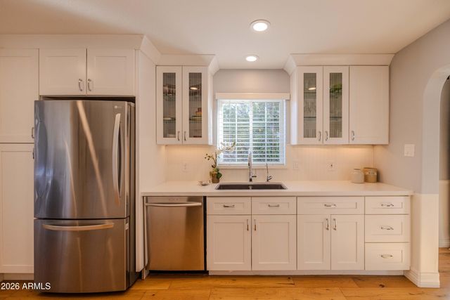 546 W LEWIS Avenue, Phoenix, AZ 85003