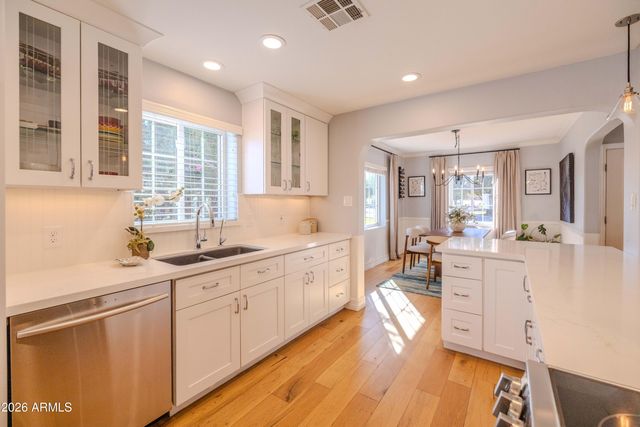 546 W LEWIS Avenue, Phoenix, AZ 85003