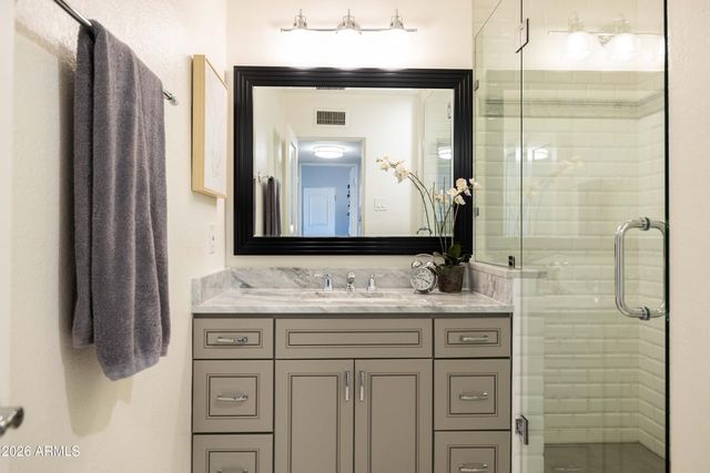 546 W LEWIS Avenue, Phoenix, AZ 85003