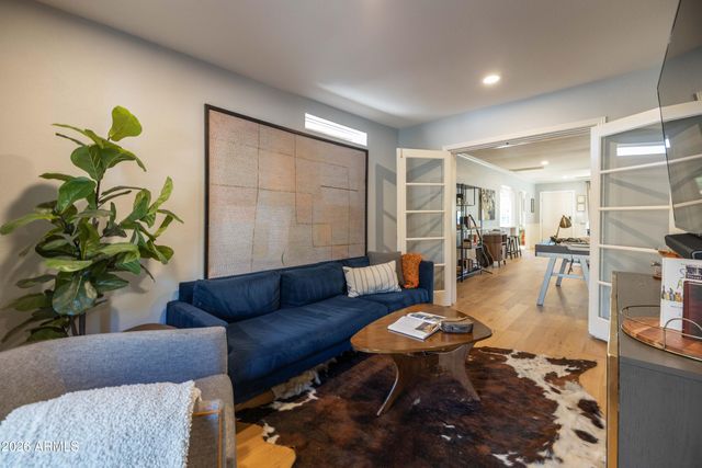 546 W LEWIS Avenue, Phoenix, AZ 85003
