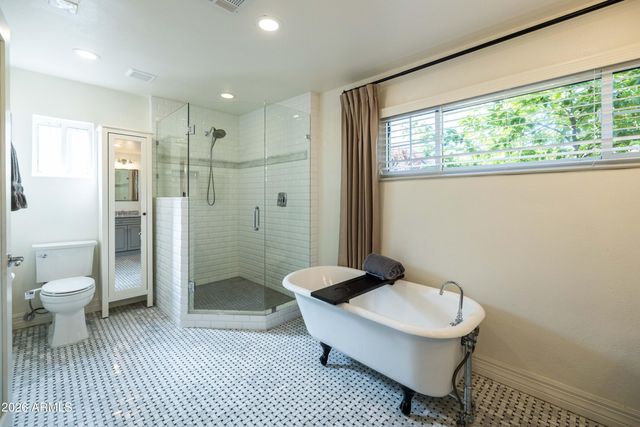 546 W LEWIS Avenue, Phoenix, AZ 85003