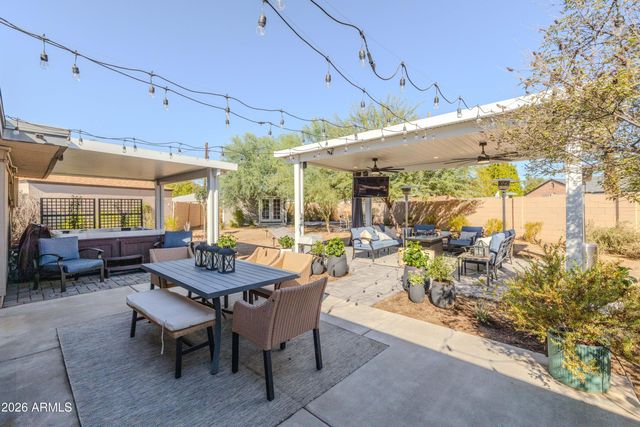 546 W LEWIS Avenue, Phoenix, AZ 85003
