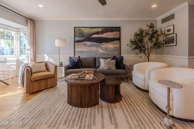 546 W LEWIS Avenue, Phoenix, AZ 85003
