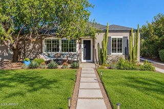 546 W LEWIS Avenue, Phoenix, AZ 85003