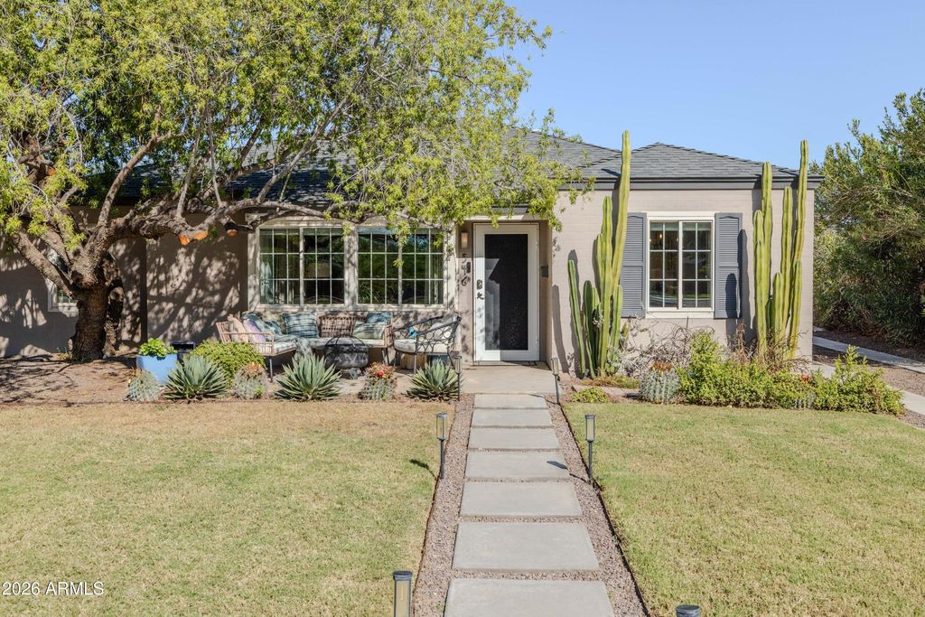 546 W LEWIS Avenue, Phoenix, AZ 85003 — exterior