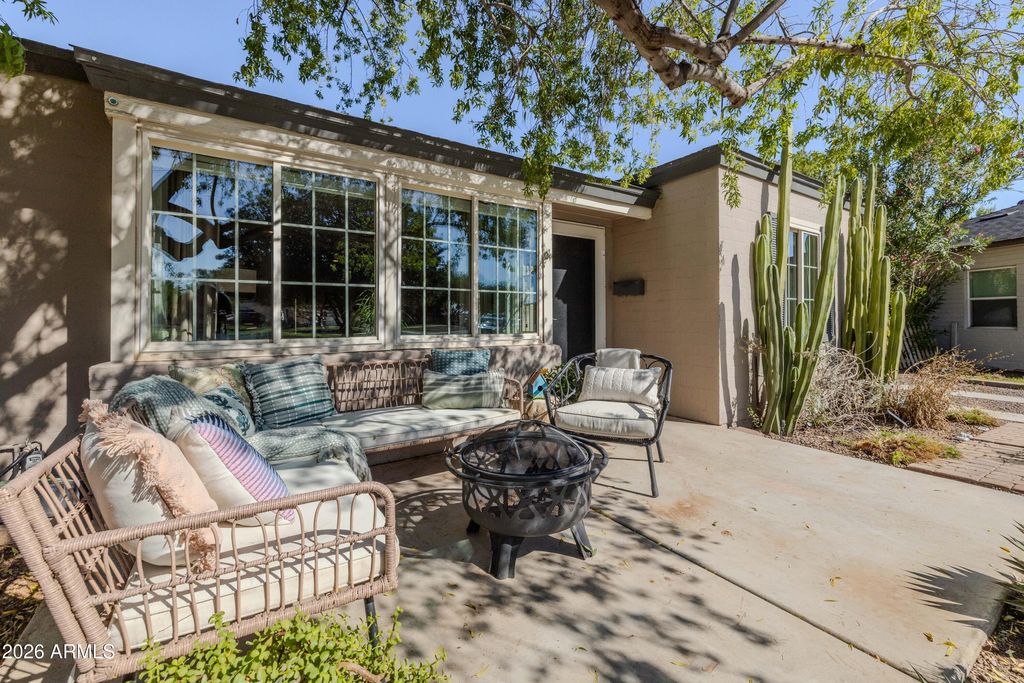 546 W LEWIS Avenue, Phoenix, AZ 85003 — photo 3