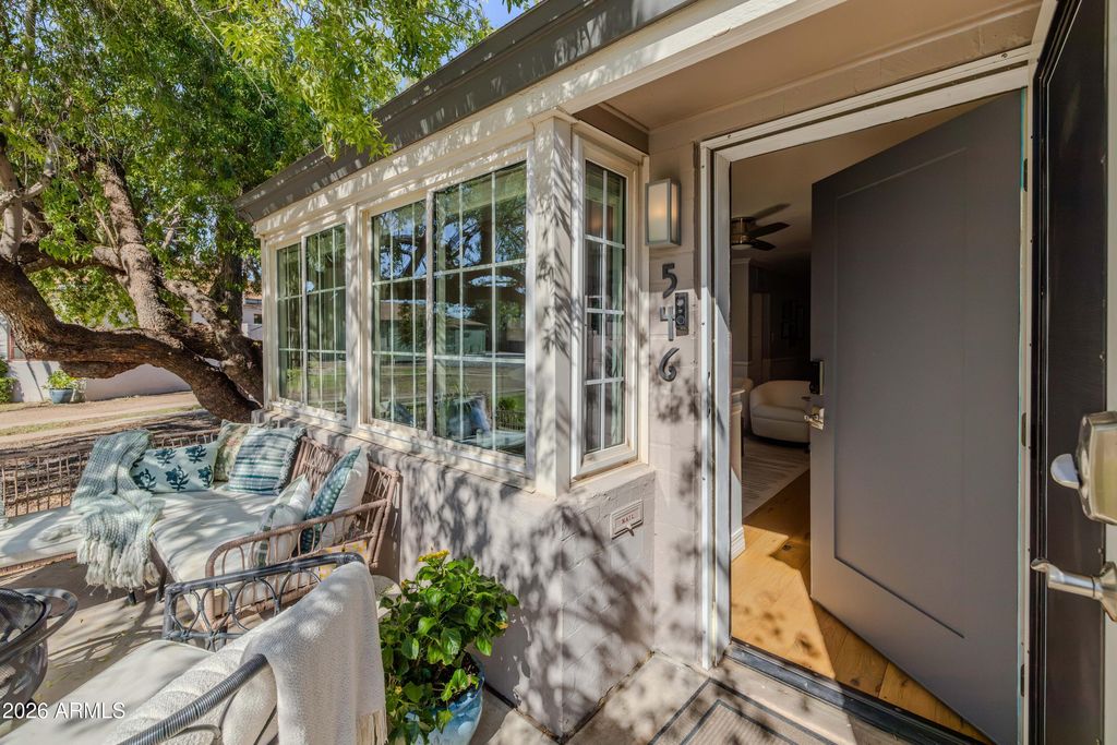 546 W LEWIS Avenue, Phoenix, AZ 85003 — photo 4