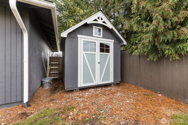 2942 Sun Mountain Drive, Enumclaw, WA 98022