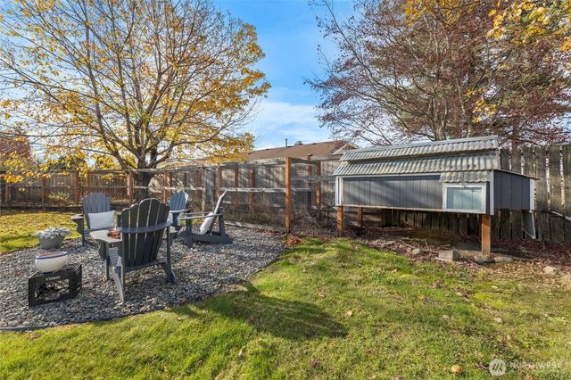 2942 Sun Mountain Drive, Enumclaw, WA 98022