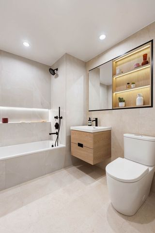 2523 Newtown Ave Apt 5D, New York City, NY 11102