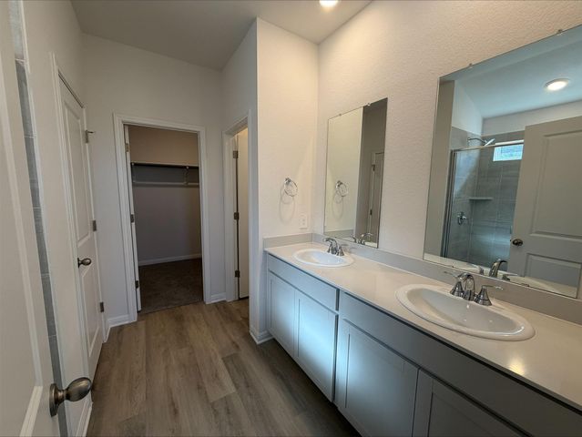 112 Honey Bee RD, Jarrell, TX 76537