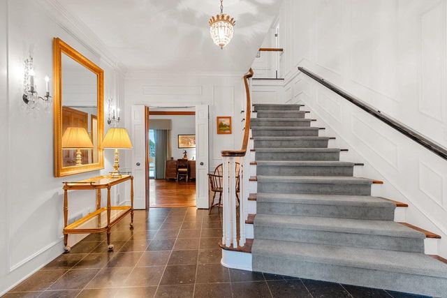 235 AUTUMN DRIVE, De Pere, WI 54115