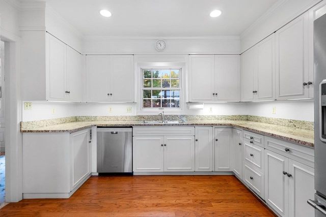 235 AUTUMN DRIVE, De Pere, WI 54115