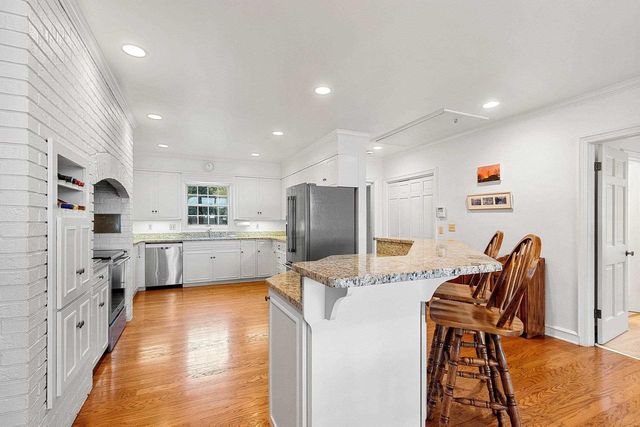 235 AUTUMN DRIVE, De Pere, WI 54115