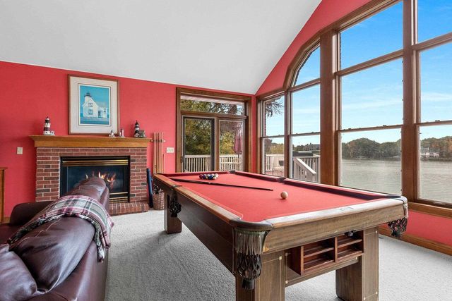 235 AUTUMN DRIVE, De Pere, WI 54115