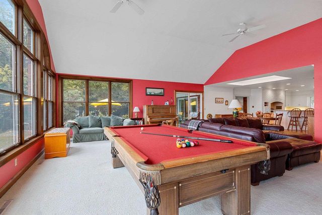 235 AUTUMN DRIVE, De Pere, WI 54115