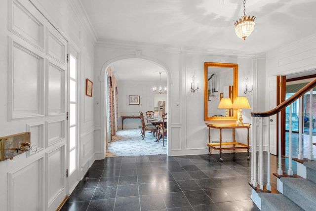 235 AUTUMN DRIVE, De Pere, WI 54115