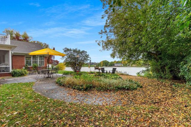 235 AUTUMN DRIVE, De Pere, WI 54115