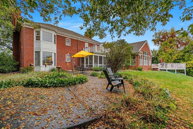 235 AUTUMN DRIVE, De Pere, WI 54115