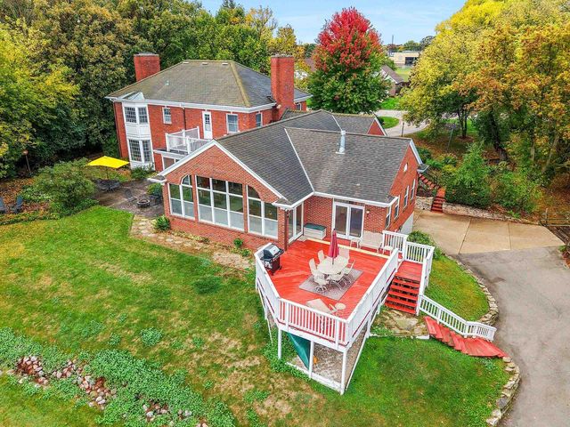 235 AUTUMN DRIVE, De Pere, WI 54115