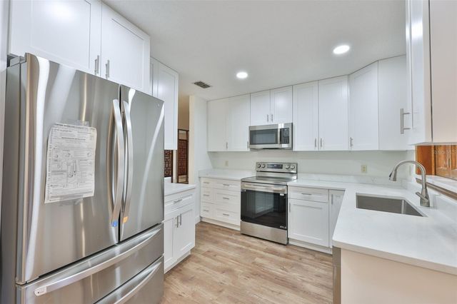 2823 HERON PLACE, Clearwater, FL 33762