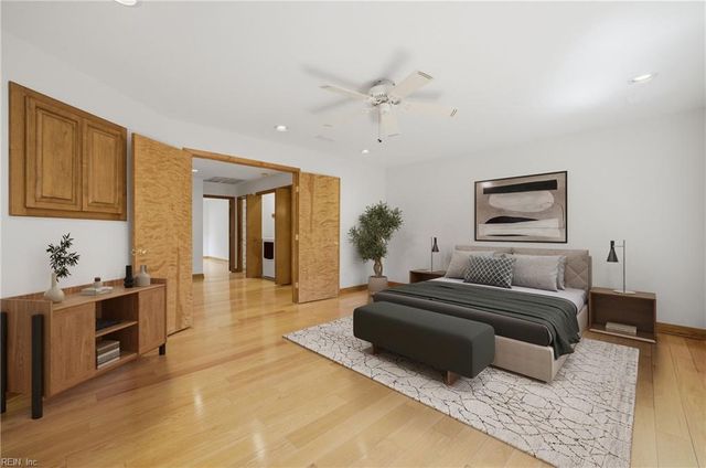 204 Mallard LN, Yorktown, VA 23692